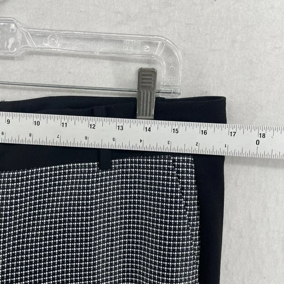 Ann Taylor Dress Pants Women's Sz 8 Black Windowpane Mid-Rise Tapered Pockets - Picture 3 of 10